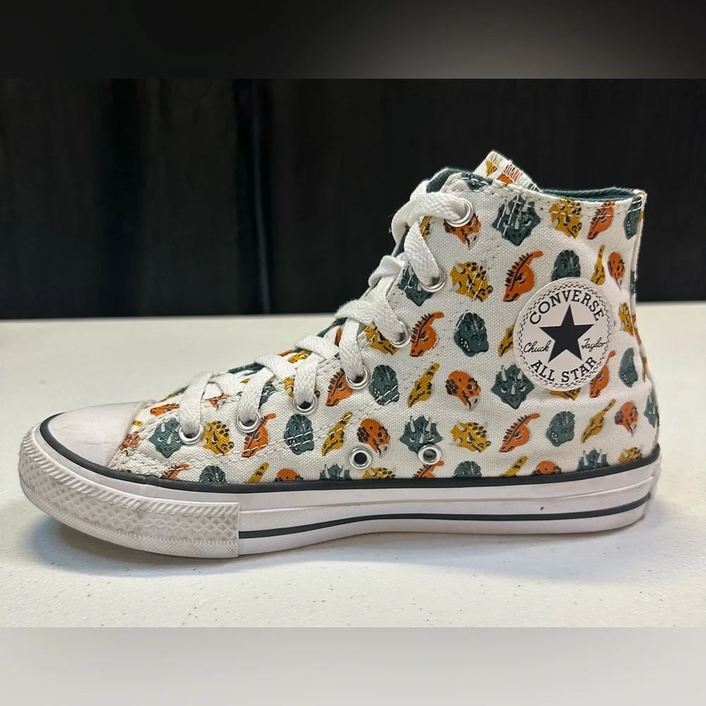 Converse Boys Hi-Top Sneakers Dinosaur Print Pattern White/Orange/Green NWB Sz 5